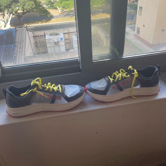 Atreyu Trail Runner Size 12 - Picture 2 of 3